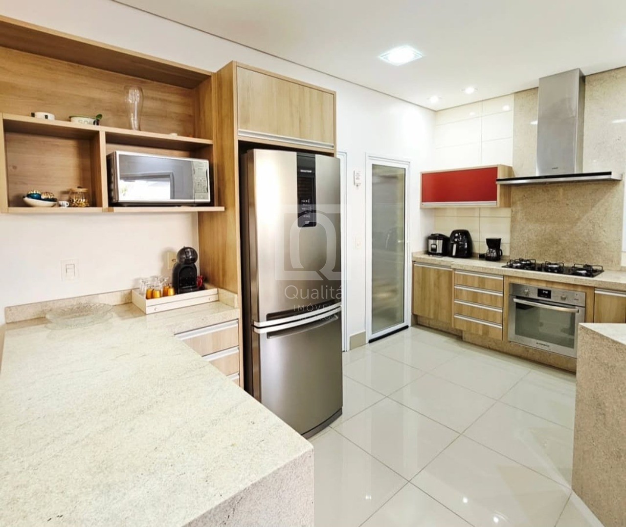 Casa de Condomínio à venda com 3 quartos, 300m² - Foto 5