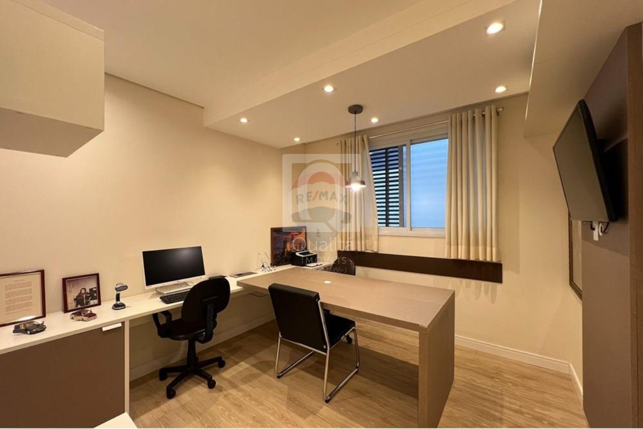Casa de Condomínio à venda com 4 quartos, 425m² - Foto 9