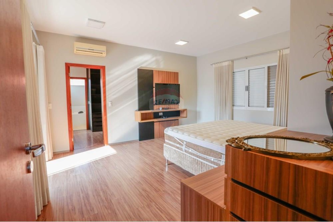 Casa de Condomínio à venda com 4 quartos, 1025m² - Foto 6