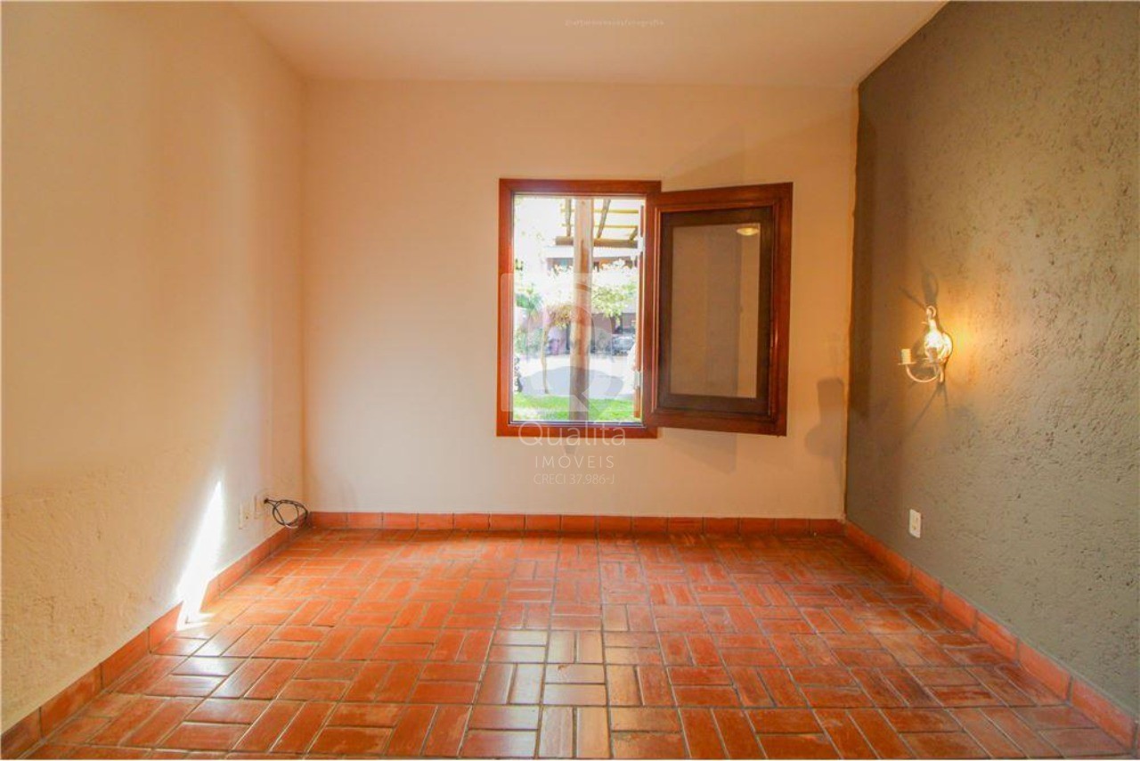 Casa de Condomínio à venda com 5 quartos, 265m² - Foto 13