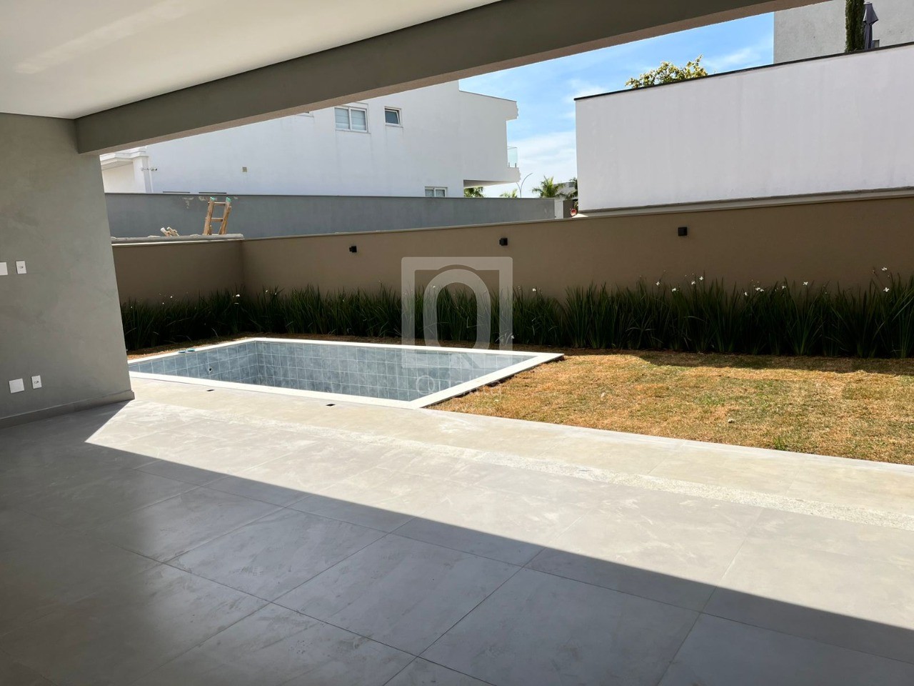 Casa de Condomínio à venda com 3 quartos, 450m² - Foto 27