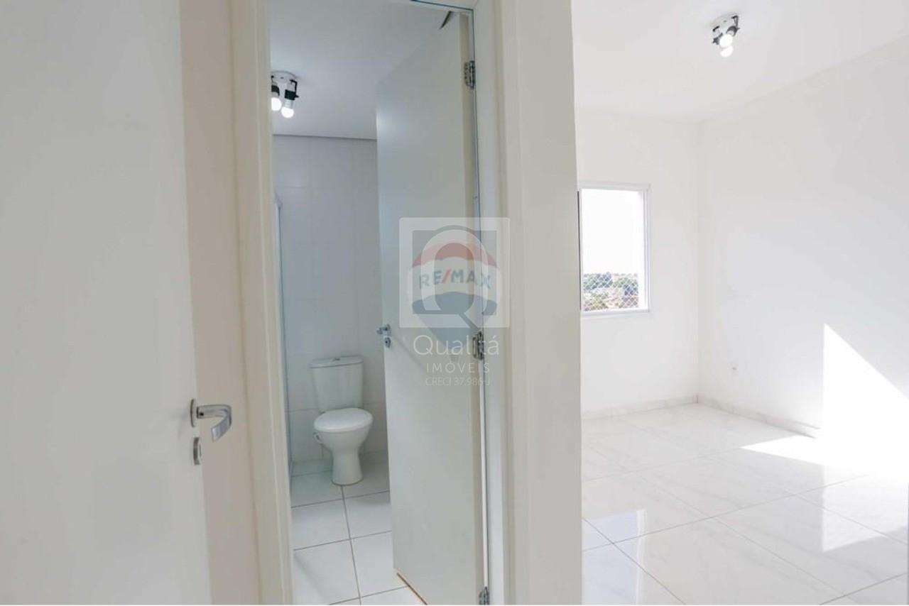 Apartamento à venda com 2 quartos, 60m² - Foto 15