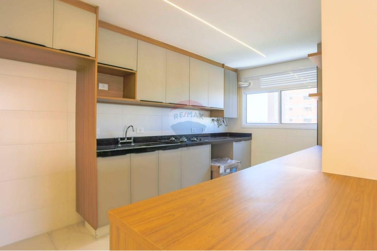Apartamento à venda com 2 quartos, 64m² - Foto 1