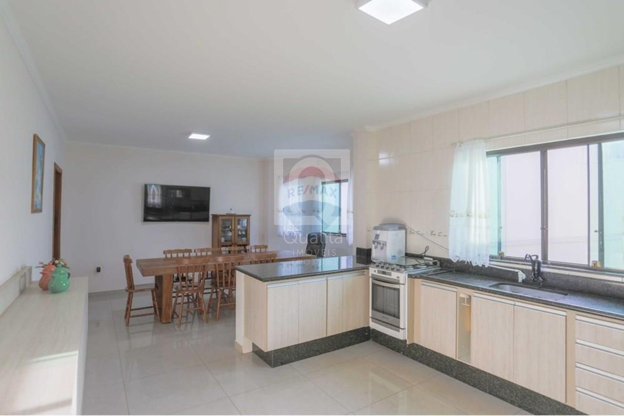 Casa de Condomínio à venda com 5 quartos, 360m² - Foto 33