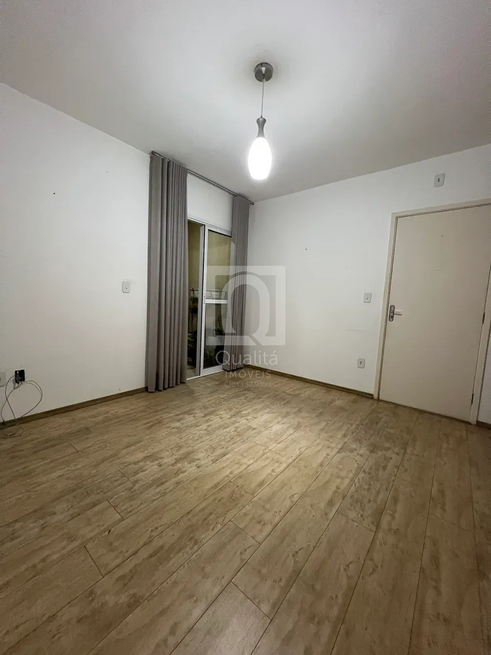 Apartamento à venda com 2 quartos, 50m² - Foto 2