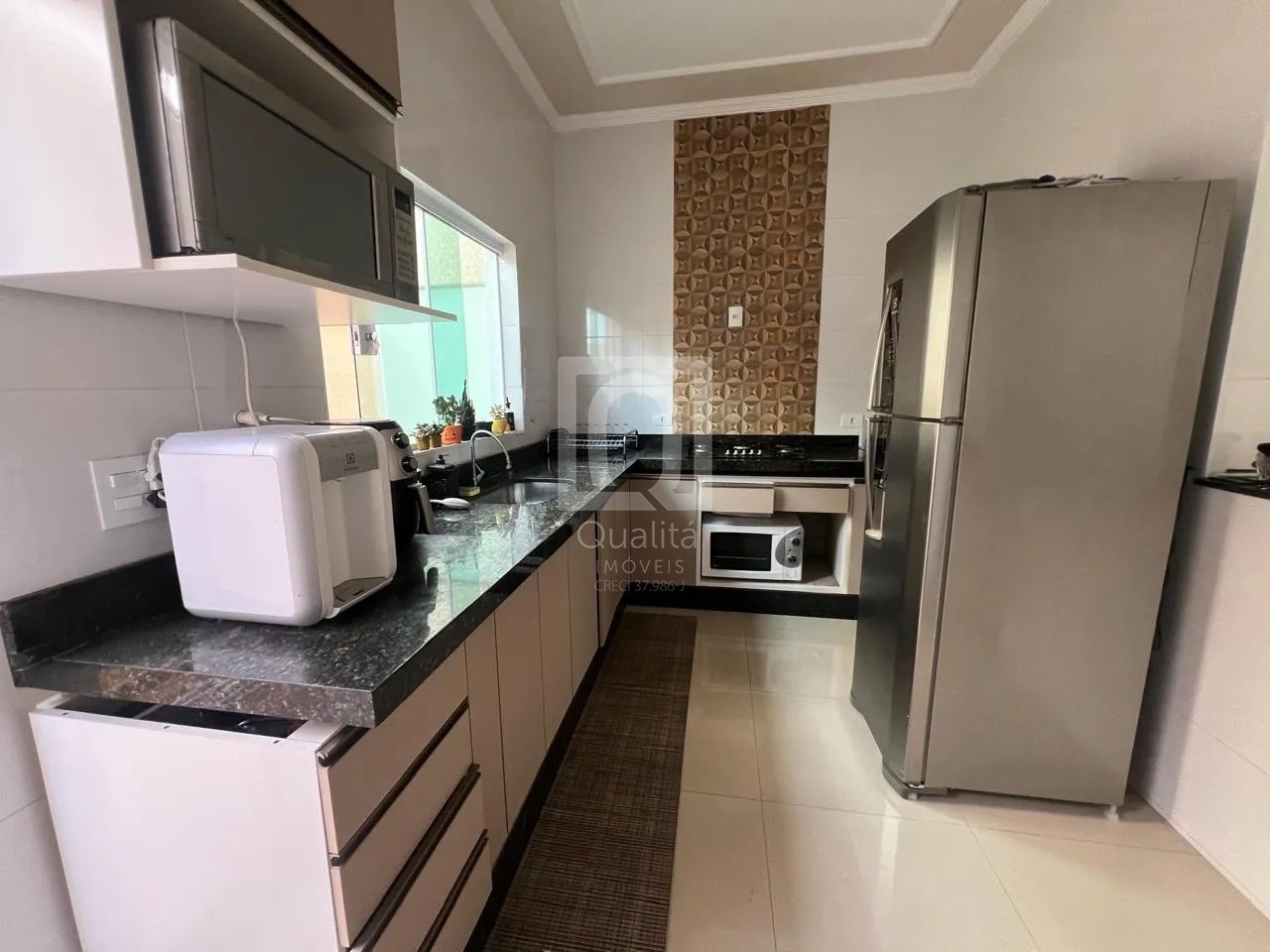 Casa de Condomínio à venda com 2 quartos, 200m² - Foto 4