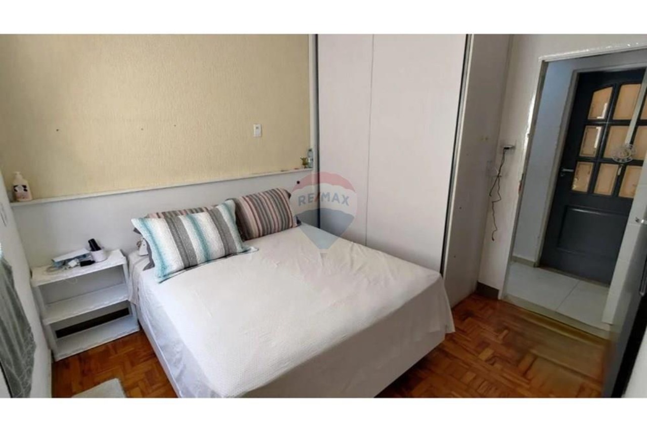 Casa à venda com 3 quartos, 280m² - Foto 10