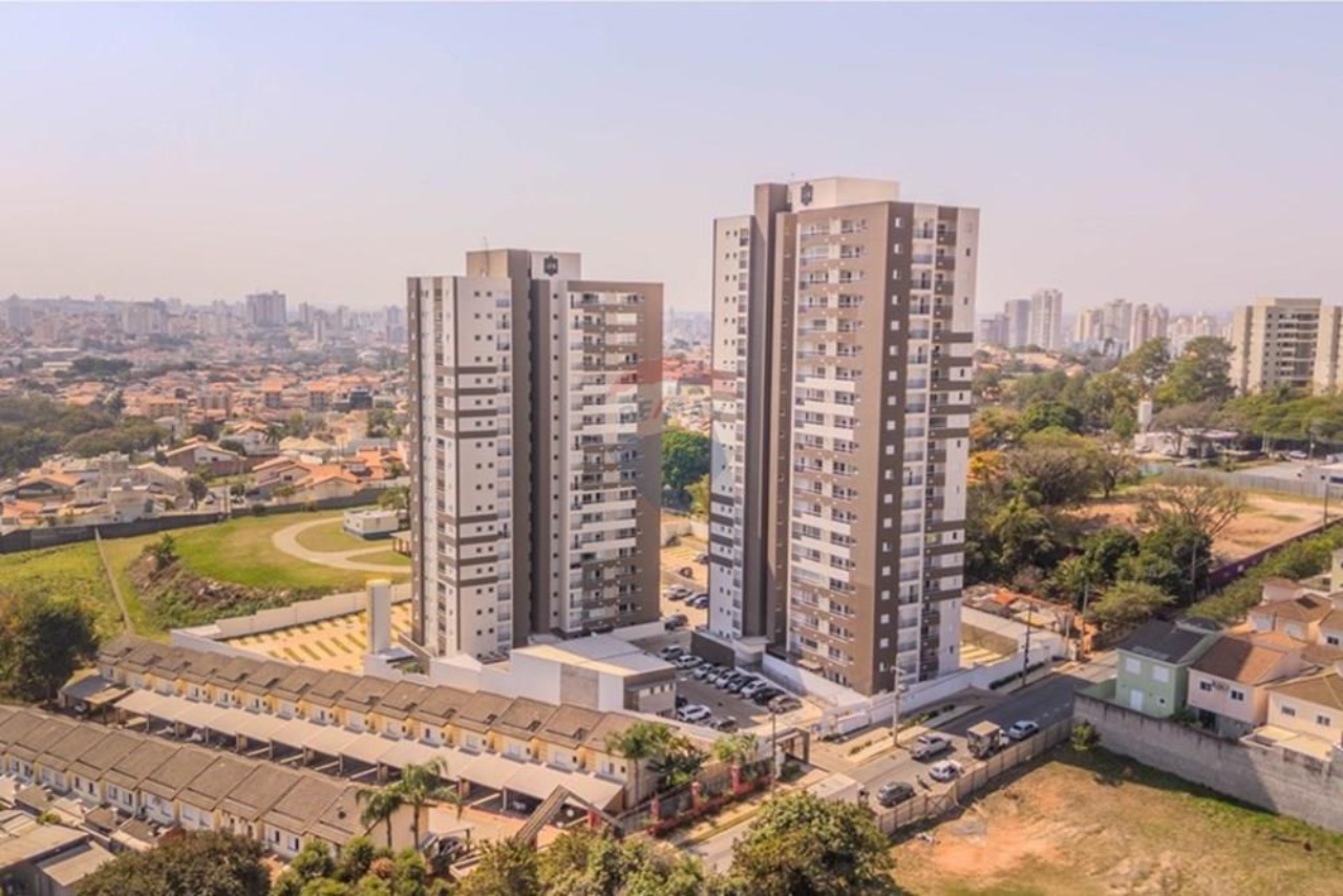 Apartamento à venda com 2 quartos, 64m² - Foto 1