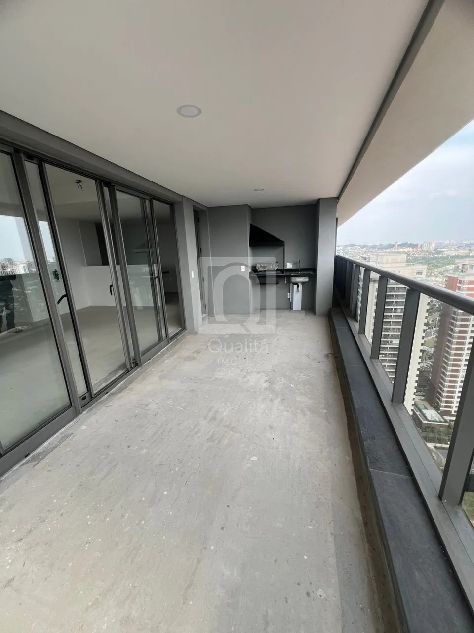 Apartamento, 3 quartos, 175 m² - Foto 1