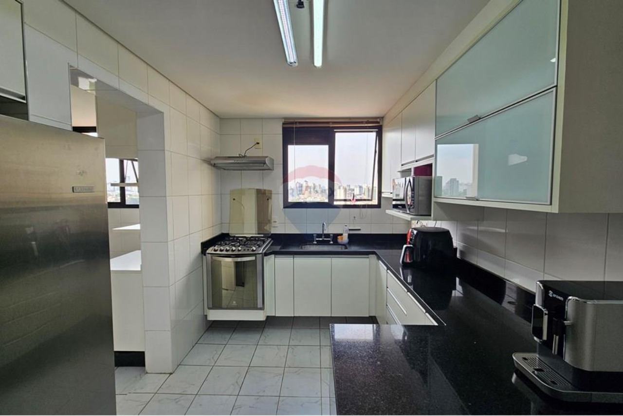 Apartamento, 3 quartos, 130 m² - Foto 1