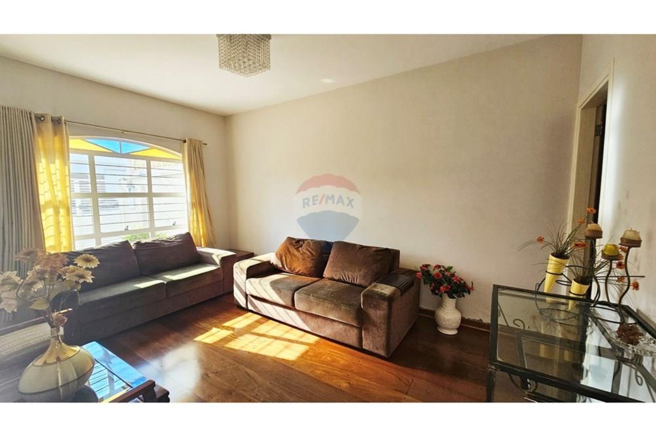 Casa, 4 quartos - Foto 1