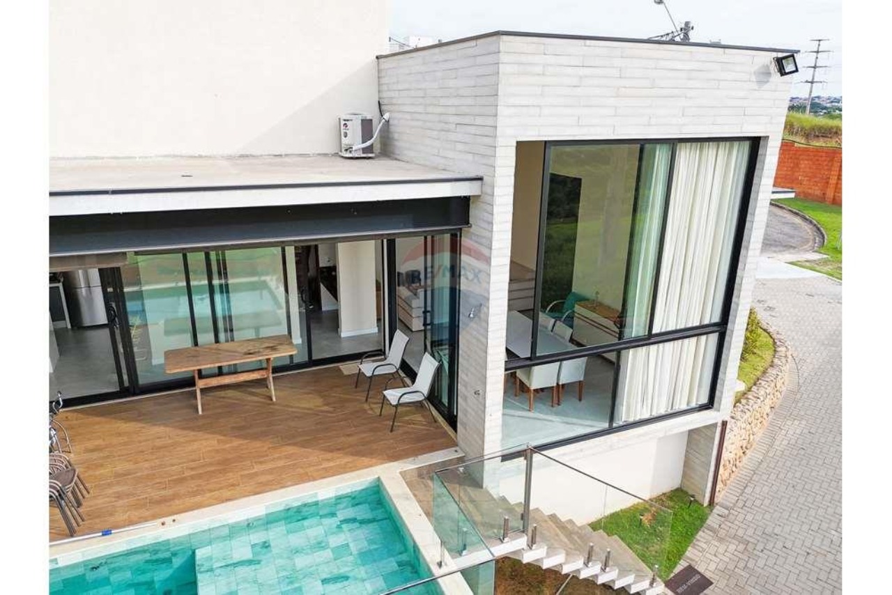 Casa de Condomínio, 4 quartos - Foto 1