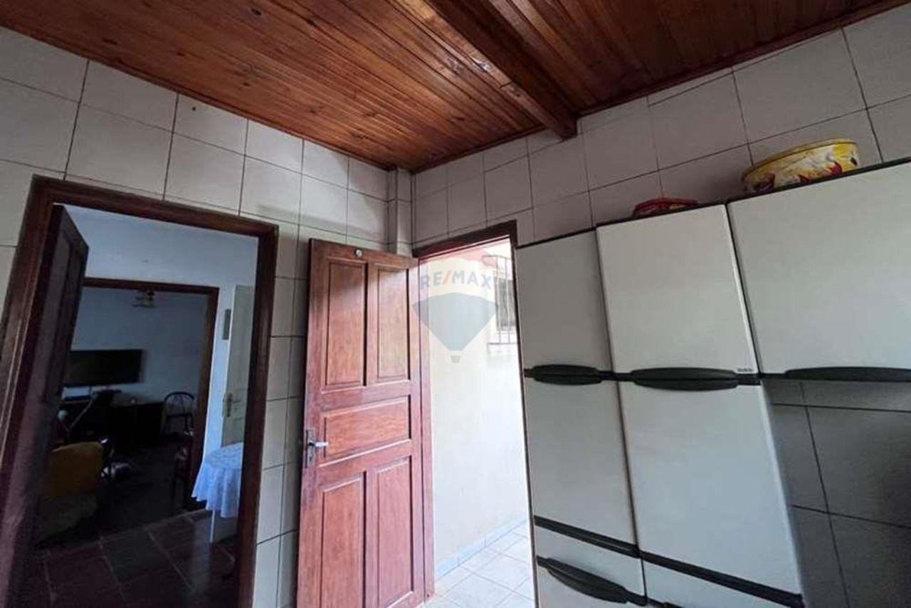 Chácara, 3 quartos, 2390 m² - Foto 9