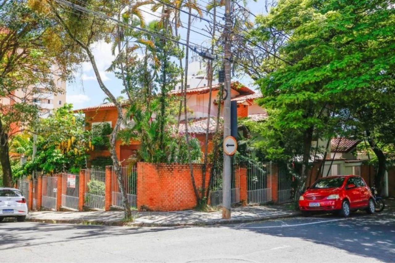 Prédio Inteiro - Foto 1