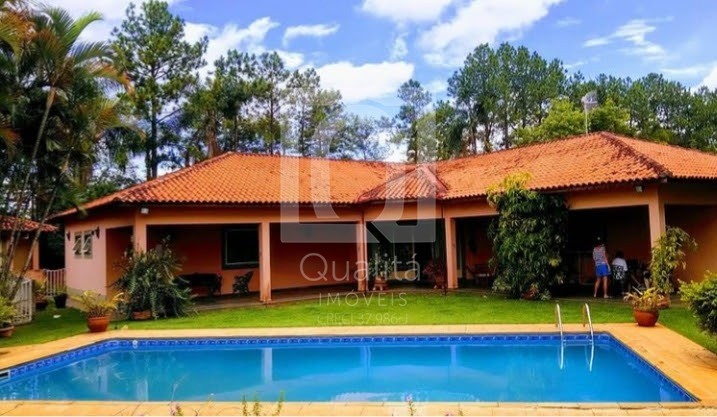 Chácara, 4 quartos, 50 m² - Foto 1