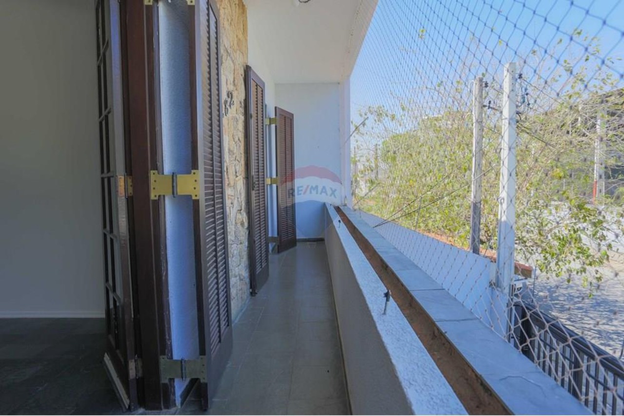 Prédio Inteiro - Foto 1