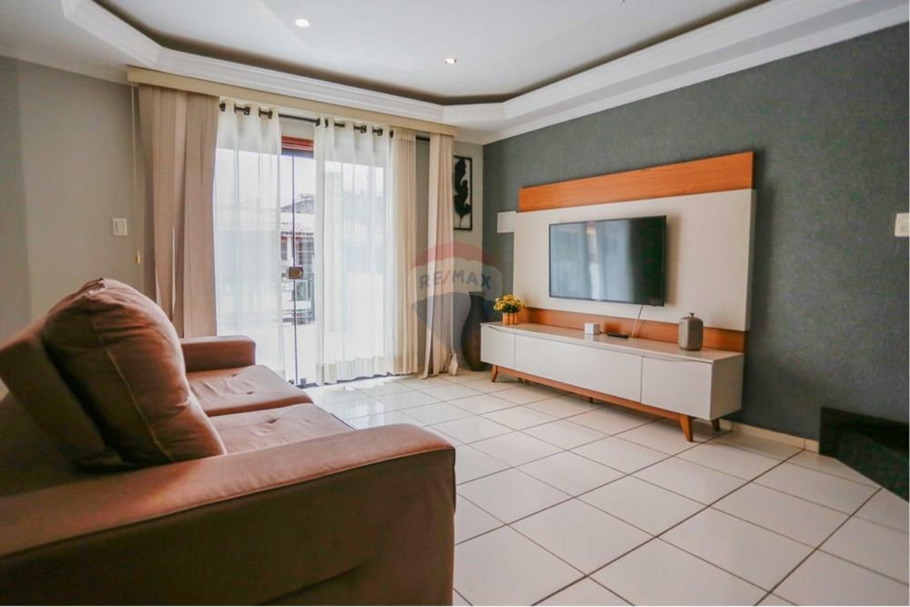 Sobrado, 5 quartos - Foto 1