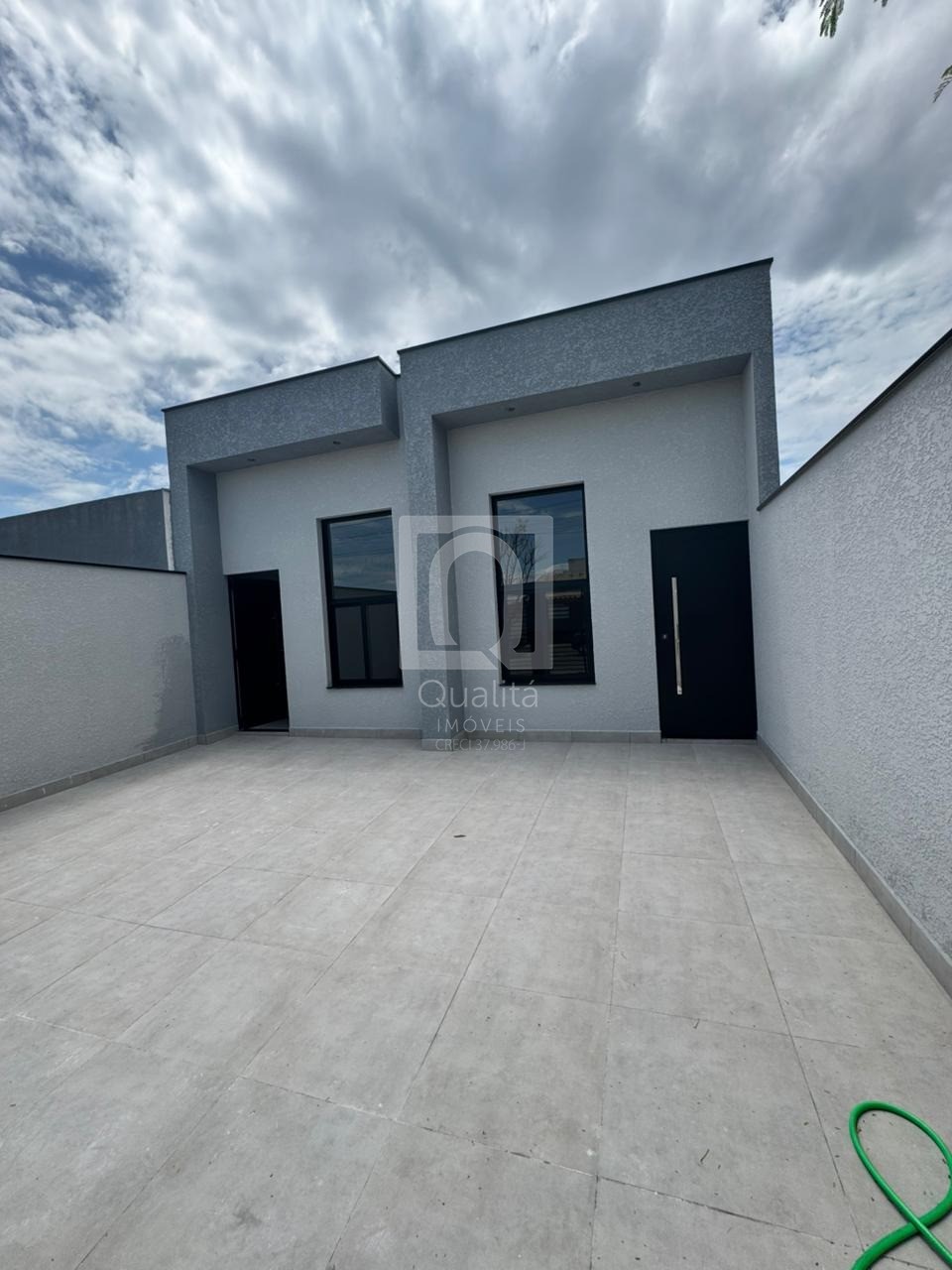 Casa, 2 quartos, 53 m² - Foto 1