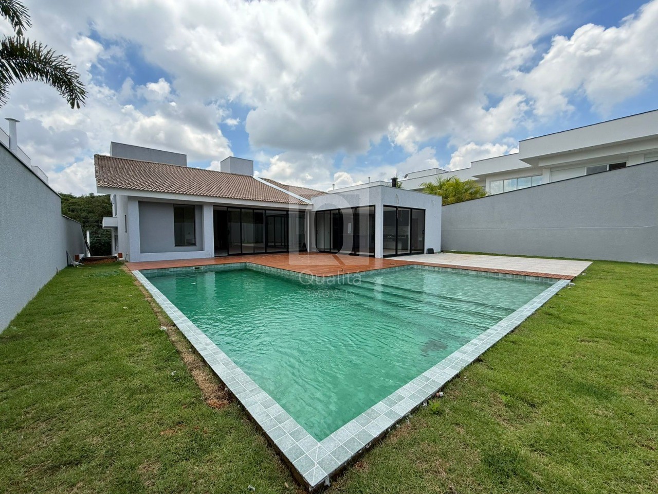 Casa de Condomínio, 5 quartos - Foto 1