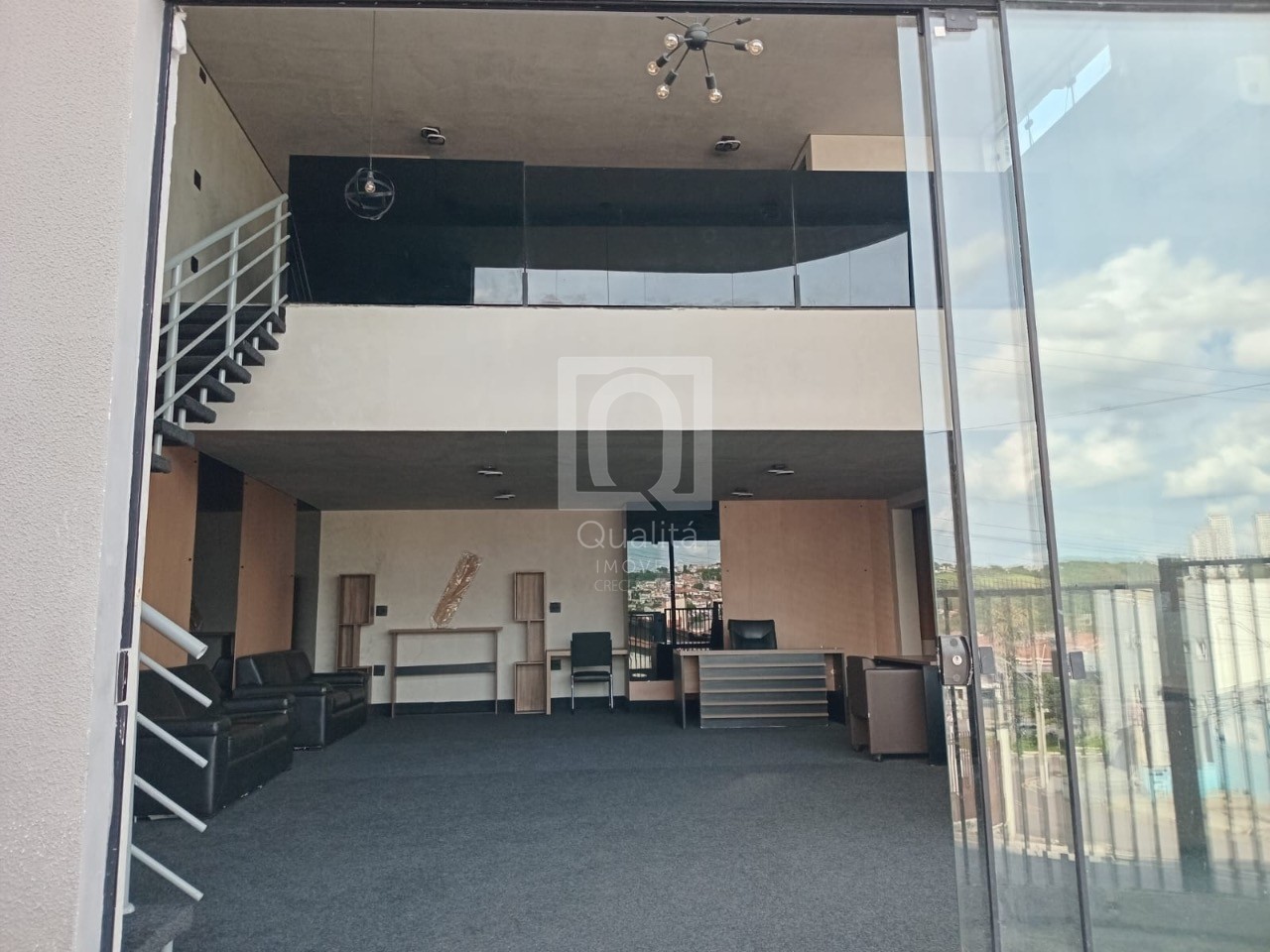 Prédio Inteiro - Foto 1