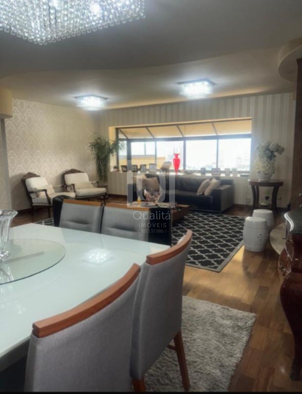 Apartamento, 3 quartos, 280 m² - Foto 1