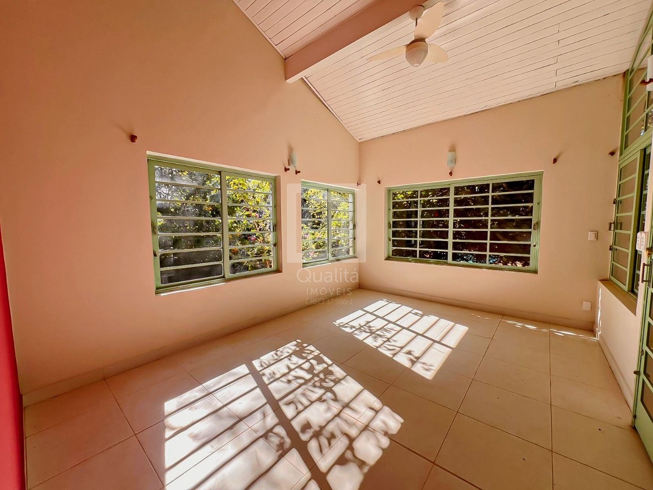 Chácara, 4 quartos, 5000 m² - Foto 9