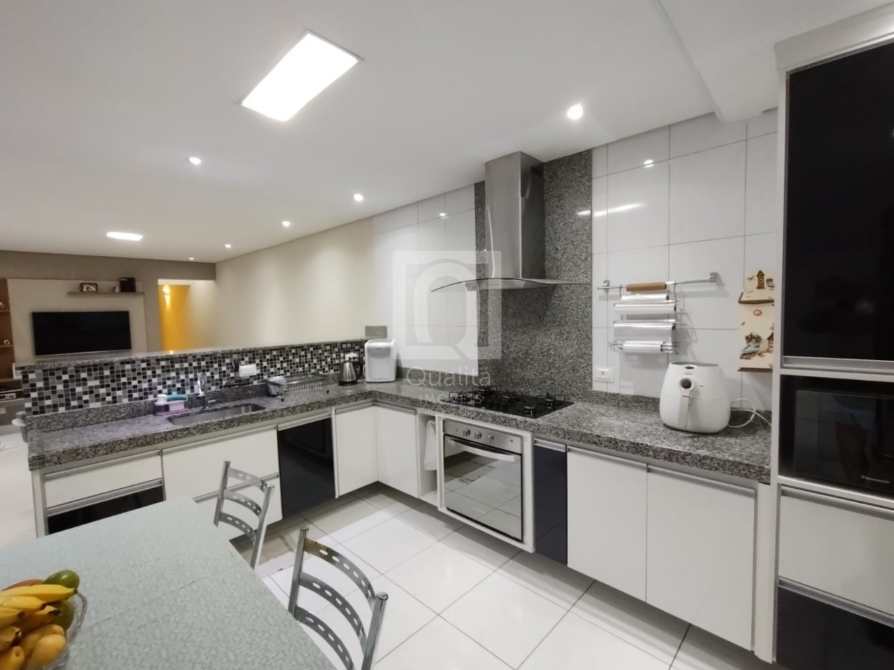 Sobrado, 4 quartos, 204 m² - Foto 2