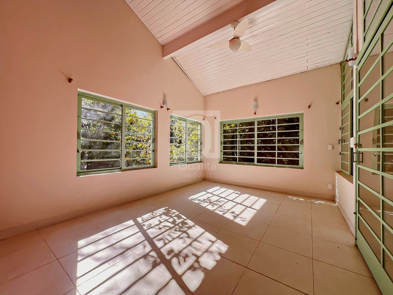 Chácara, 4 quartos, 5000 m² - Foto 10