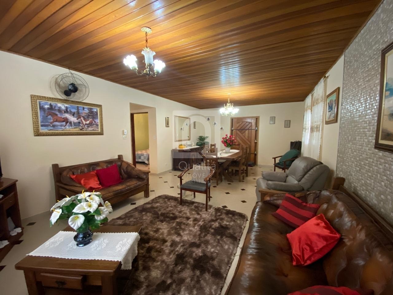 Sítio, 4 quartos, 2696 m² - Foto 2