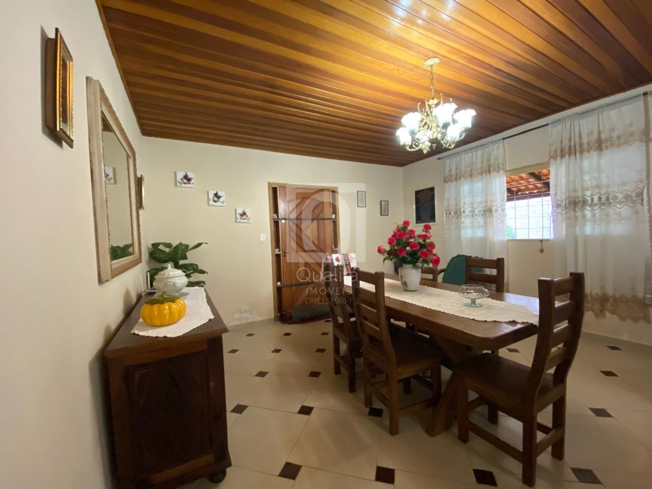 Sítio, 4 quartos, 2696 m² - Foto 4