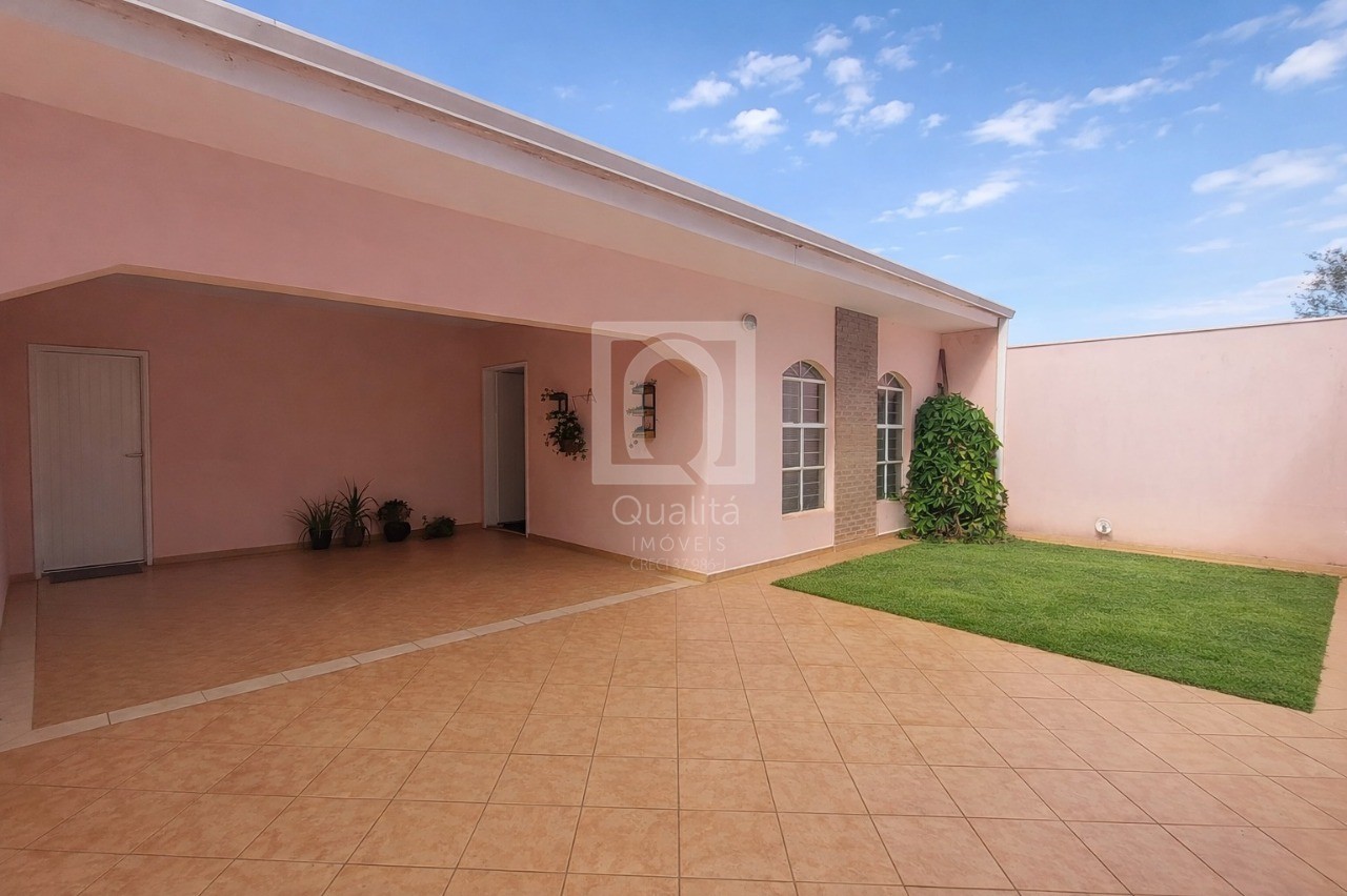 Casa, 4 quartos, 250 m² - Foto 1