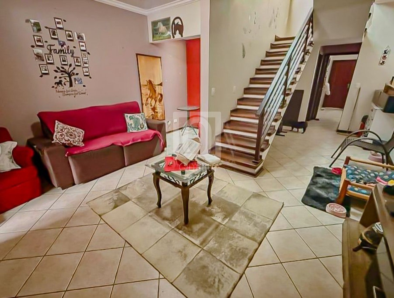 Sobrado, 4 quartos, 181 m² - Foto 1