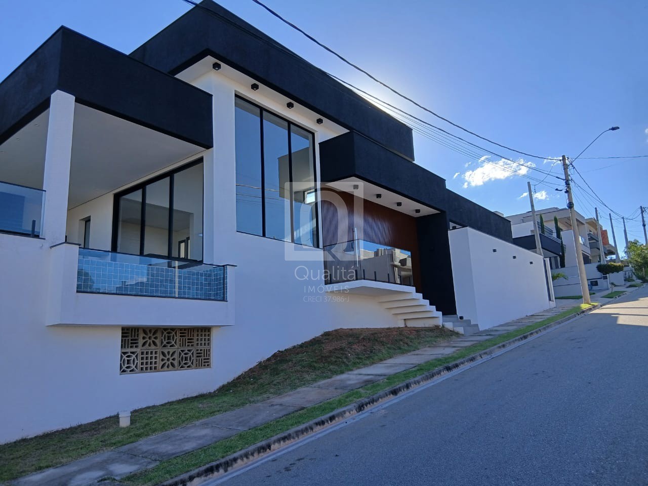 Casa de Condomínio, 4 quartos - Foto 1