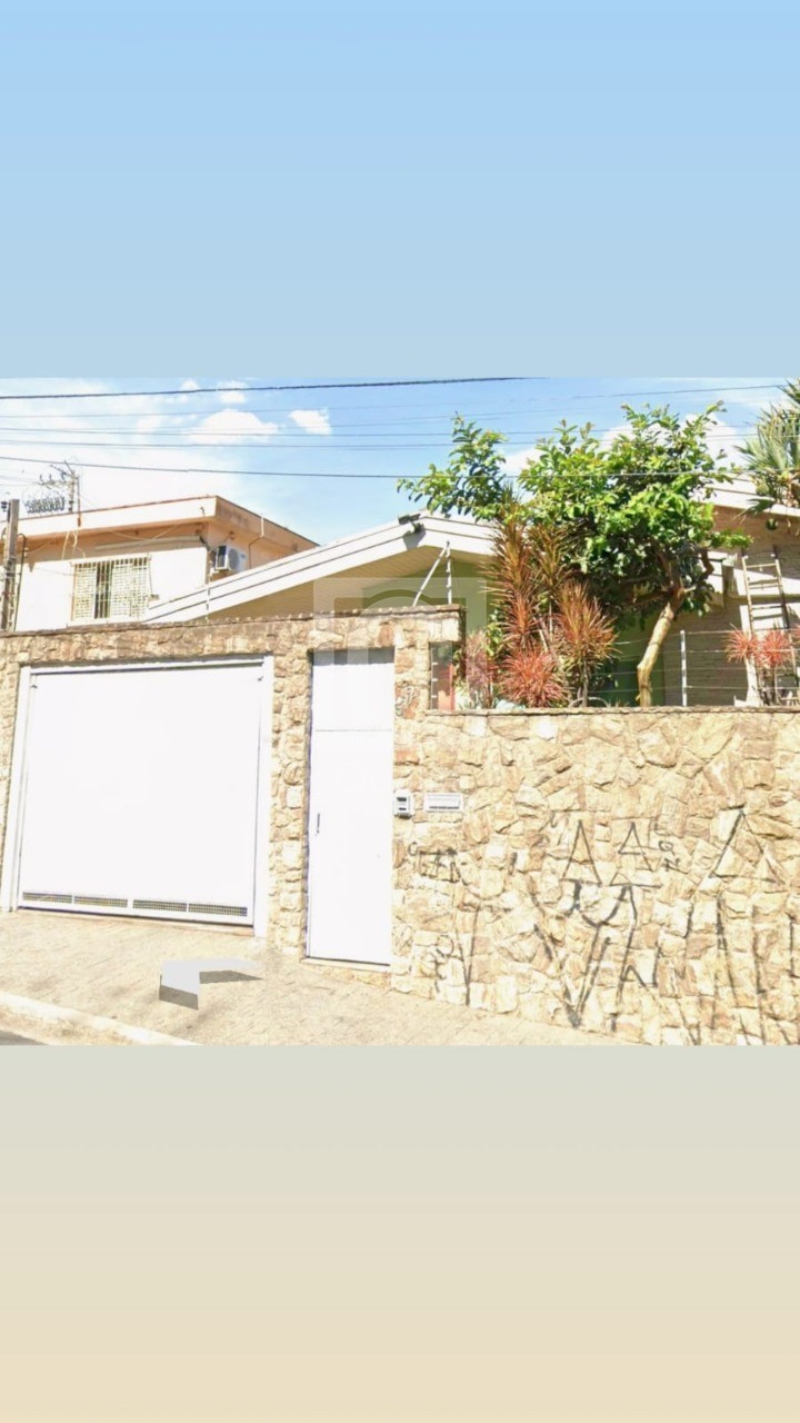 Sobrado, 3 quartos, 278 m² - Foto 1