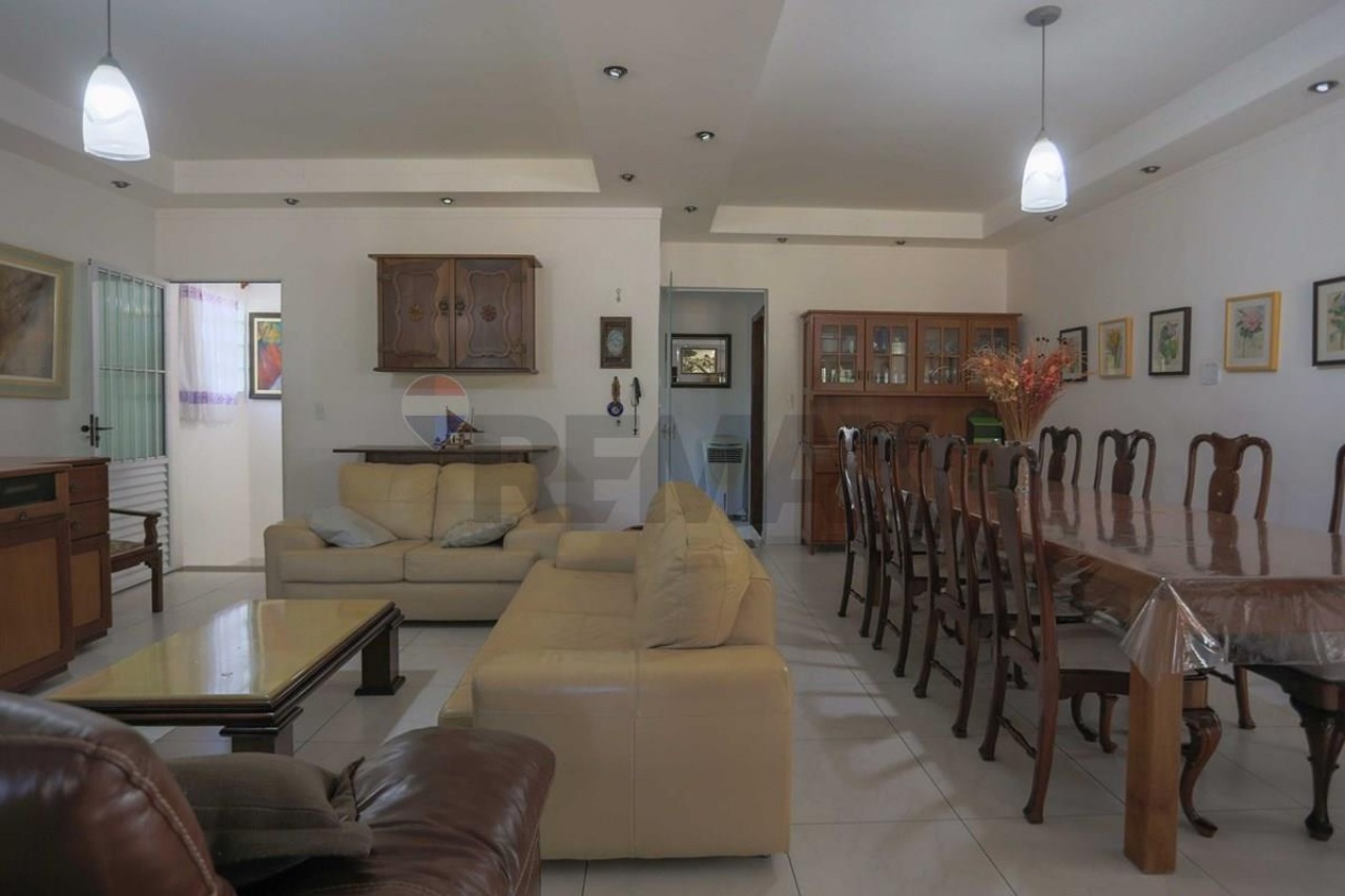 Chácara, 5 quartos, 5000 m² - Foto 1