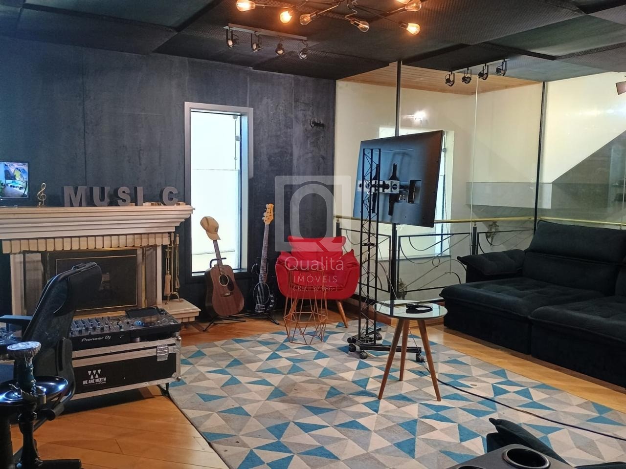 Sobrado, 4 quartos, 426 m² - Foto 1