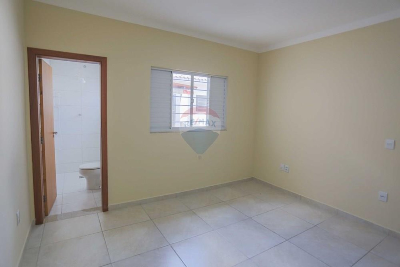 Casa, 3 quartos, 264 m² - Foto 15