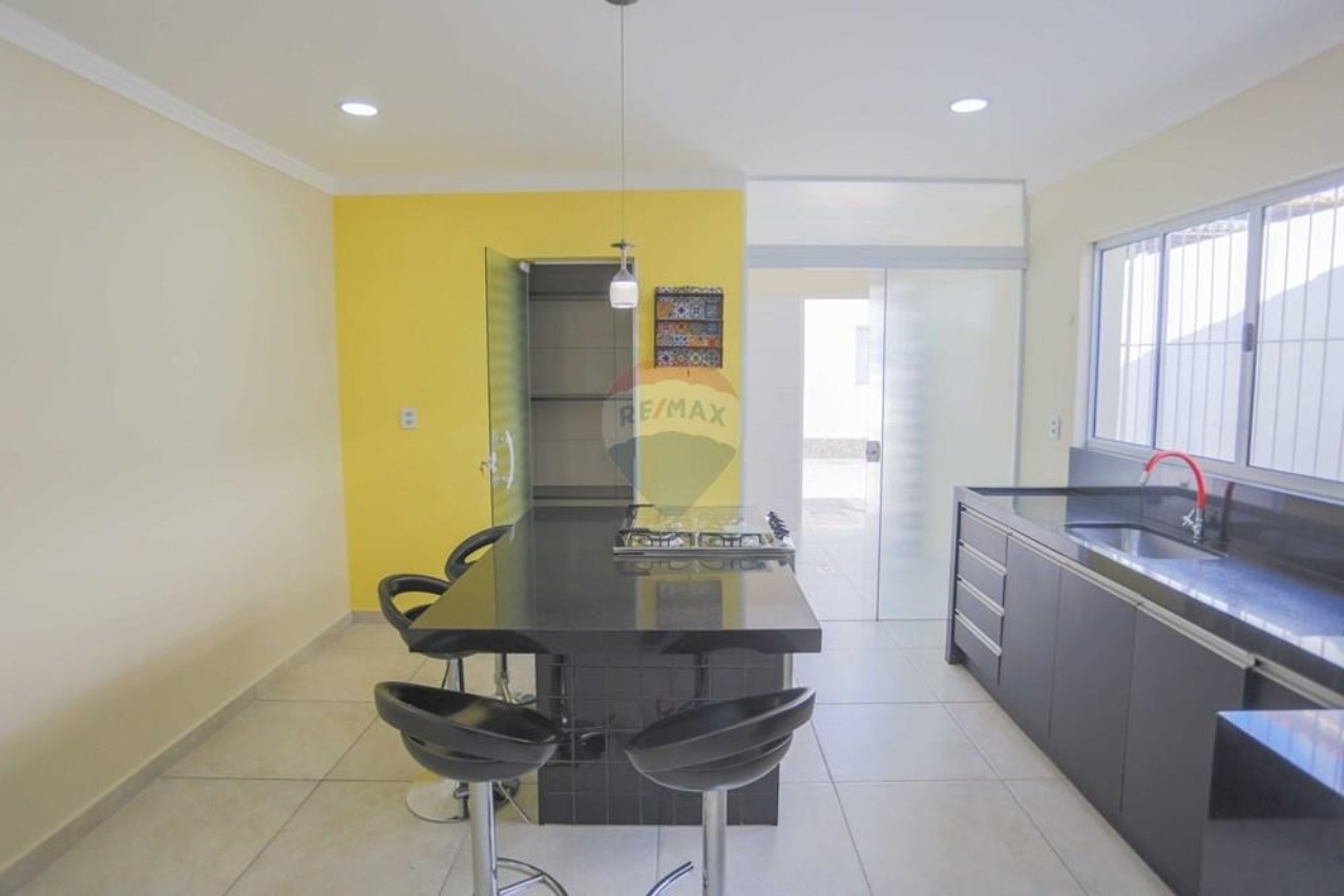 Casa, 3 quartos, 264 m² - Foto 7