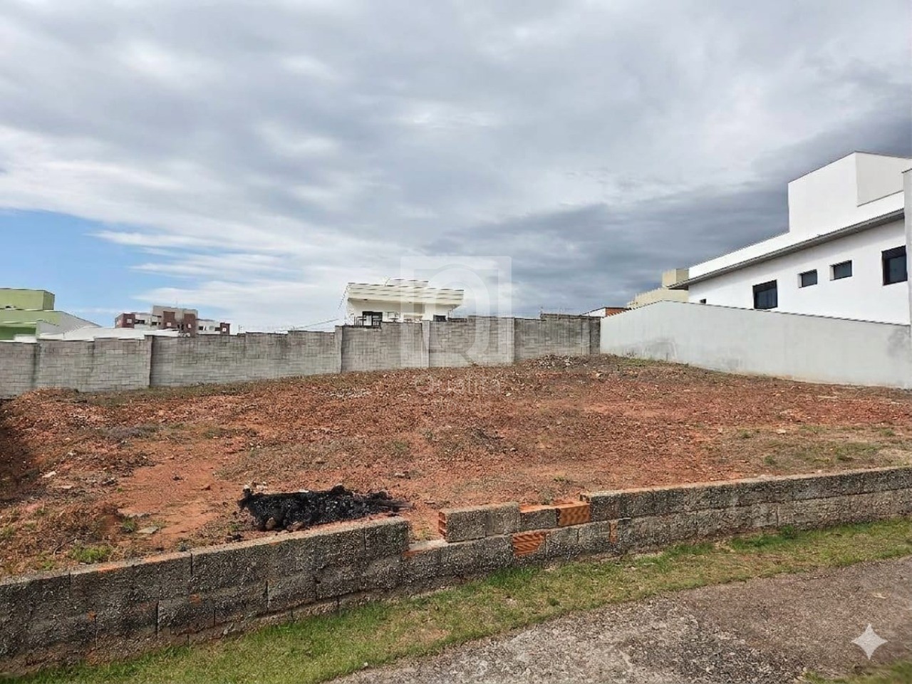 Terreno, 527 m² - Foto 1