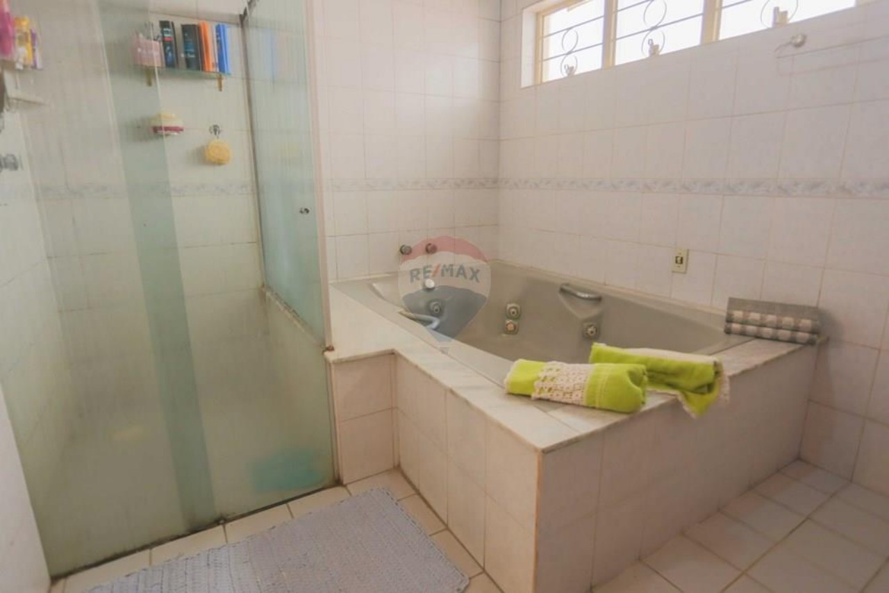 Casa, 4 quartos, 359 m² - Foto 16