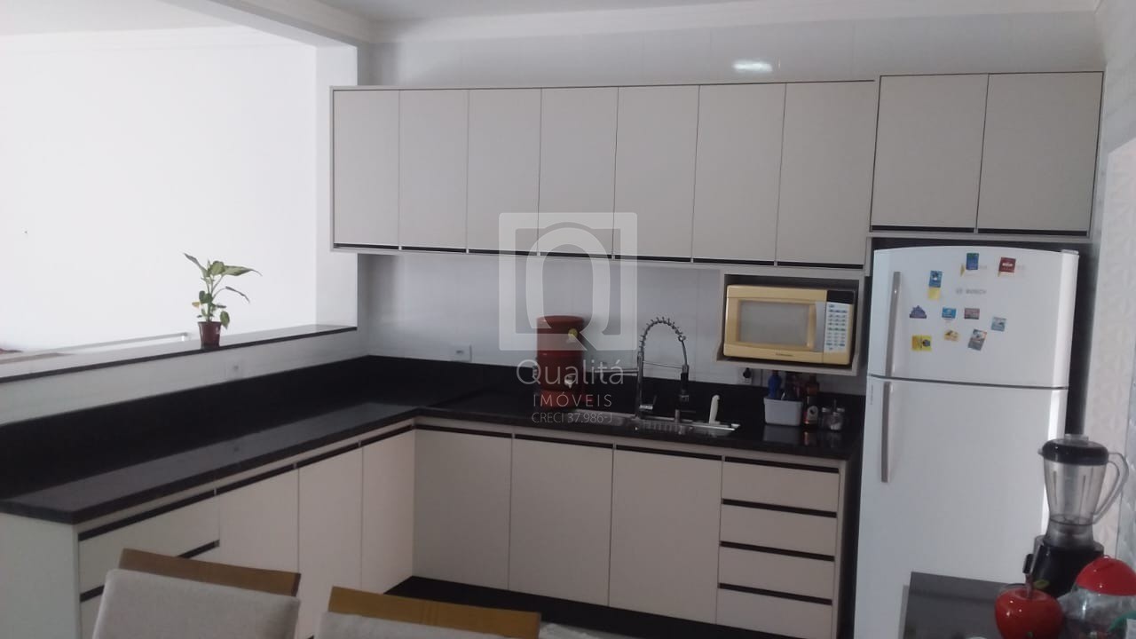 Casa, 2 quartos, 242 m² - Foto 1