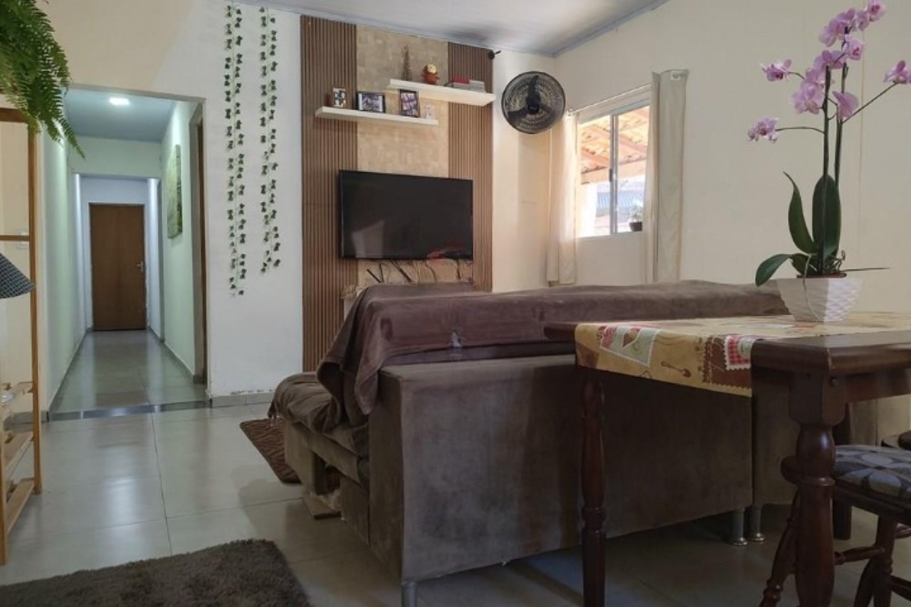 Casa, 3 quartos - Foto 1