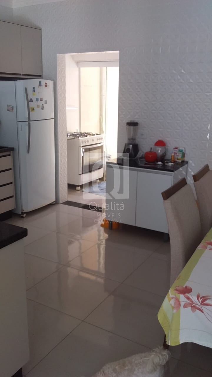 Casa, 2 quartos, 242 m² - Foto 8