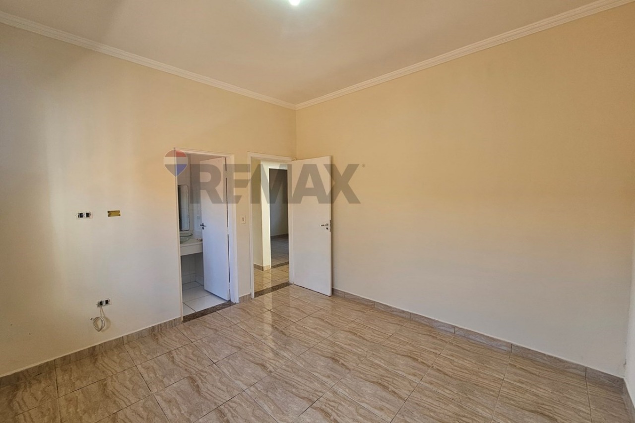 Casa, 3 quartos, 250 m² - Foto 12
