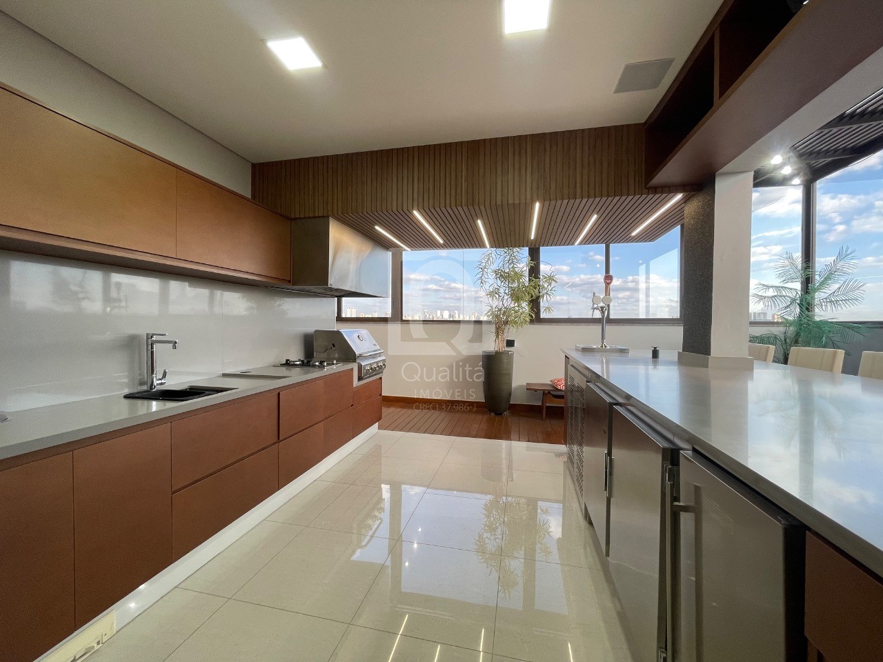 Cobertura, 4 quartos, 220 m² - Foto 1