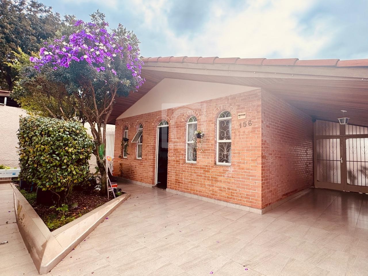 Casa, 3 quartos, 265 m² - Foto 1