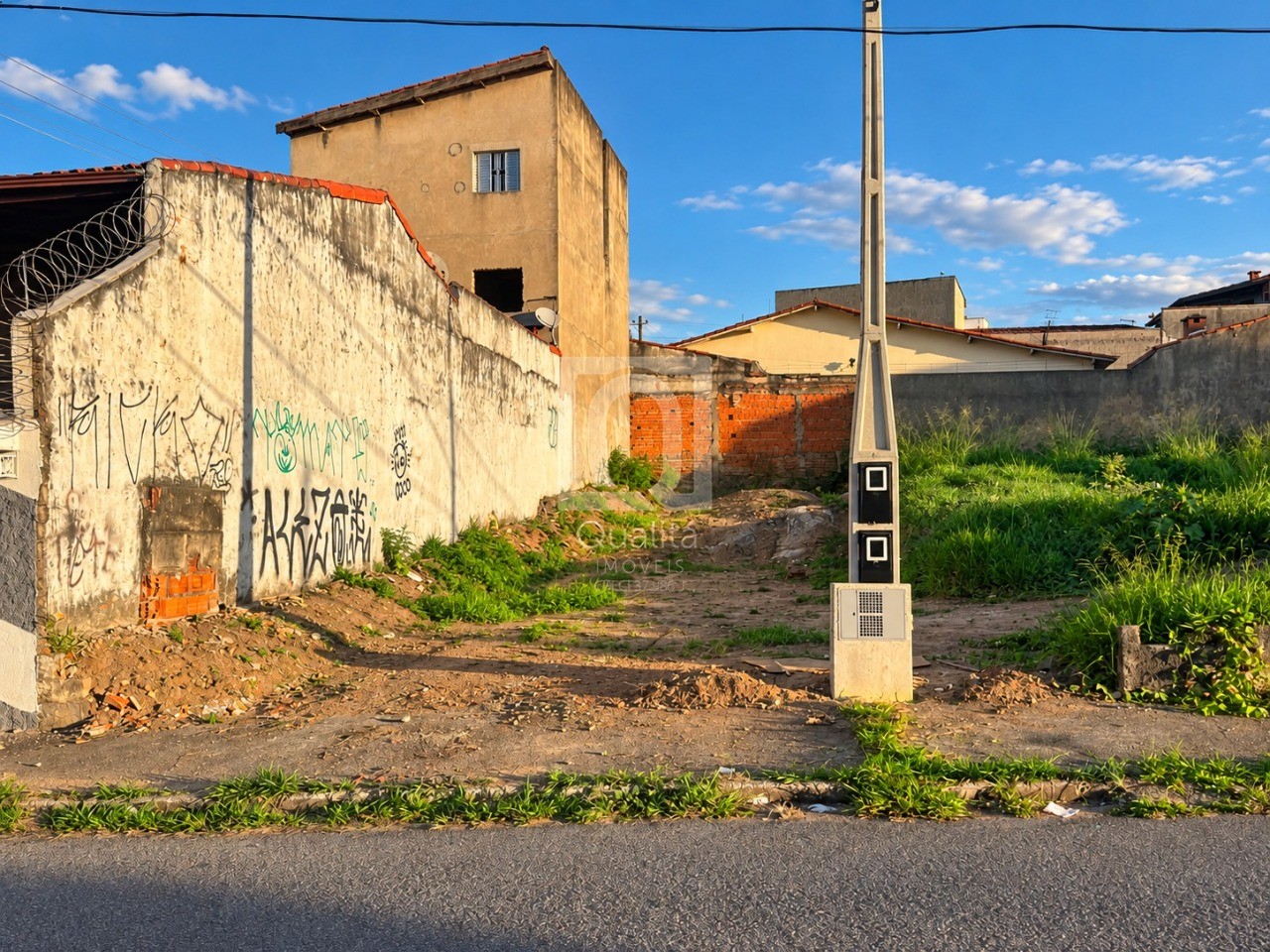 Terreno, 210 m² - Foto 1