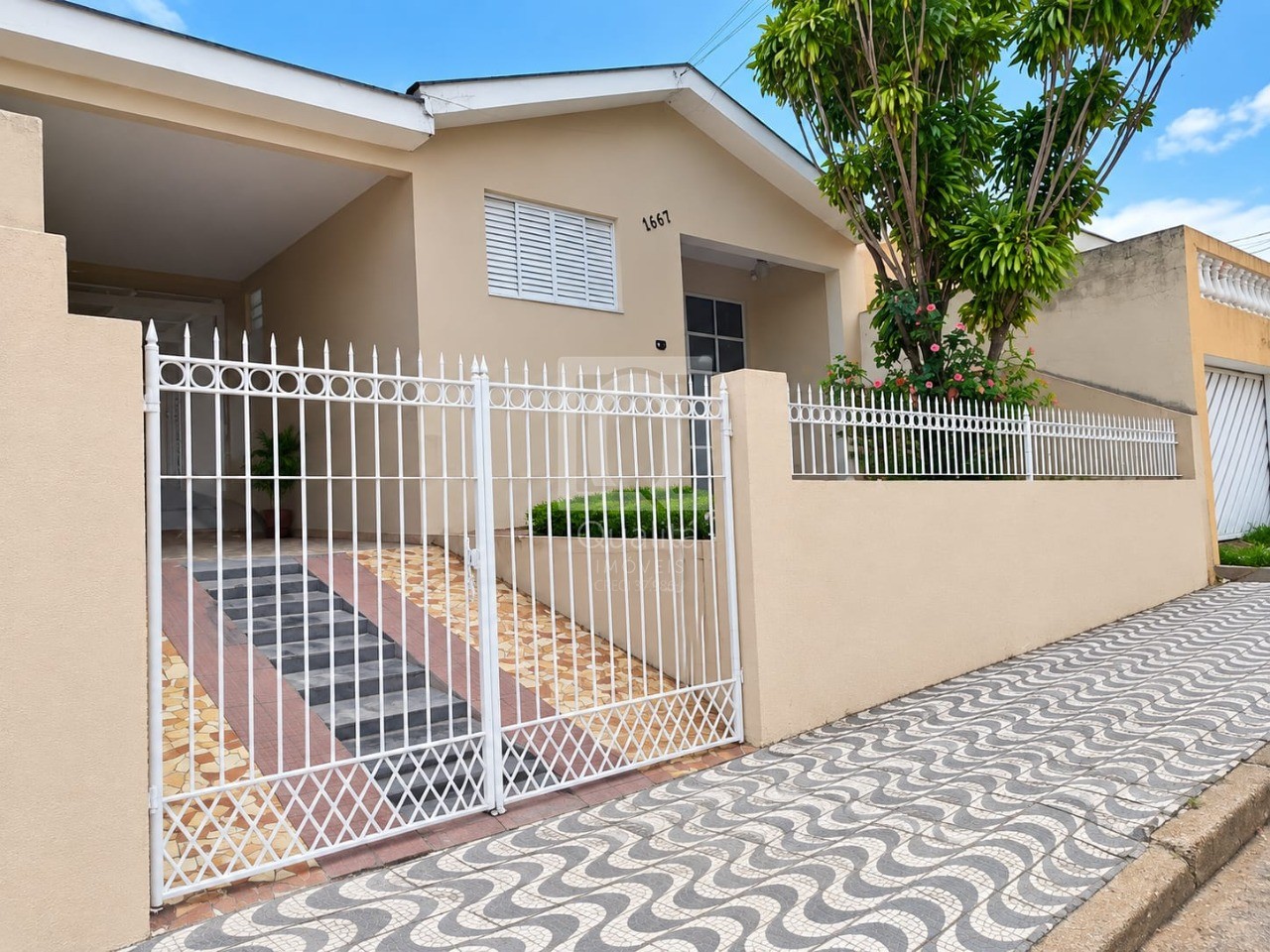 Casa, 3 quartos, 133 m² - Foto 1