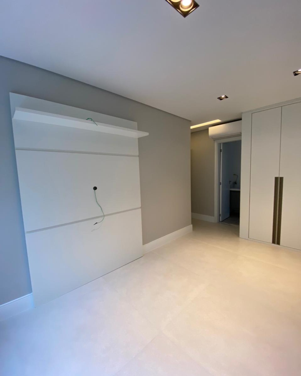 Apartamento à venda e aluguel com 2 quartos, 67m² - Foto 22