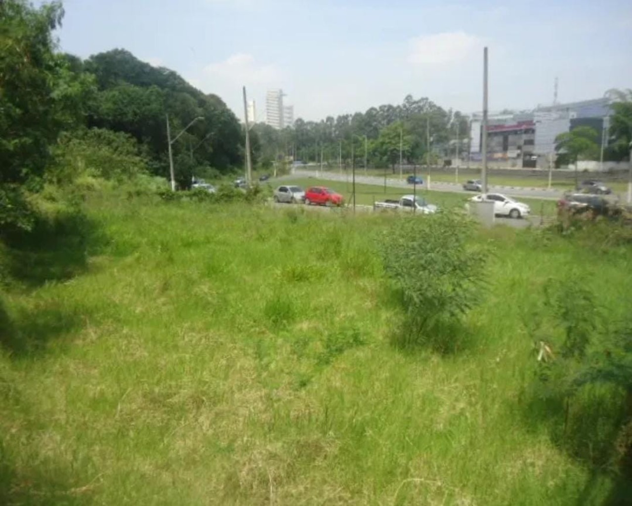 Loteamento e Condomínio - Foto 6